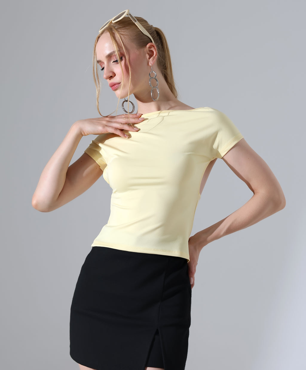 Open Back Ruched Tee - Yellow