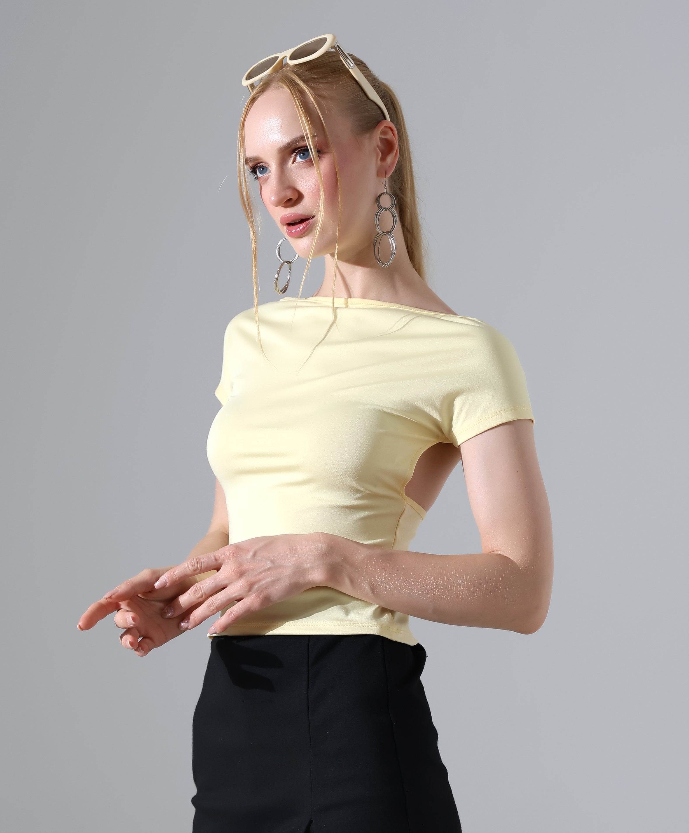 Open Back Ruched Tee - Yellow