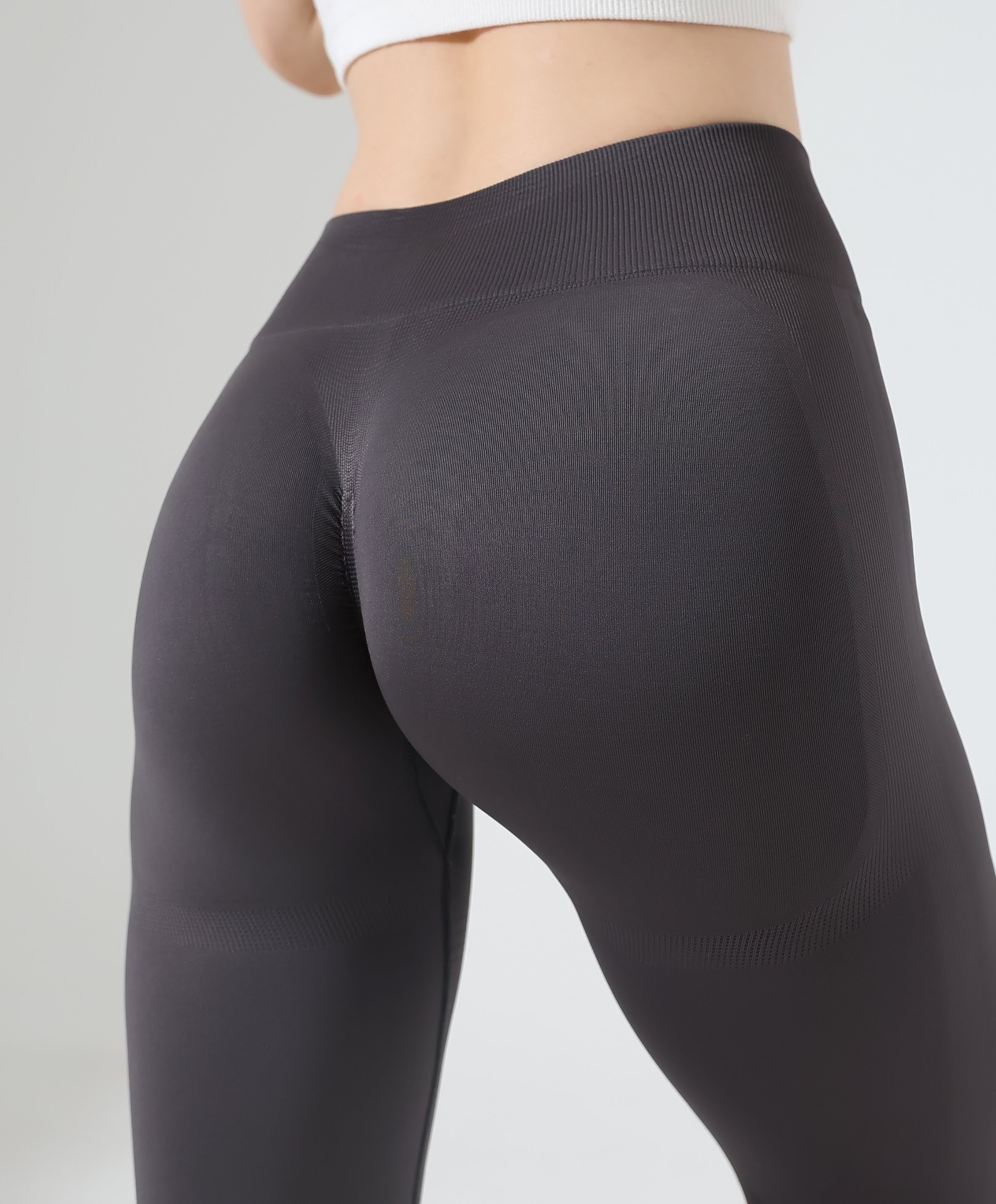 High-Waist Scrunch Leggings - Gray