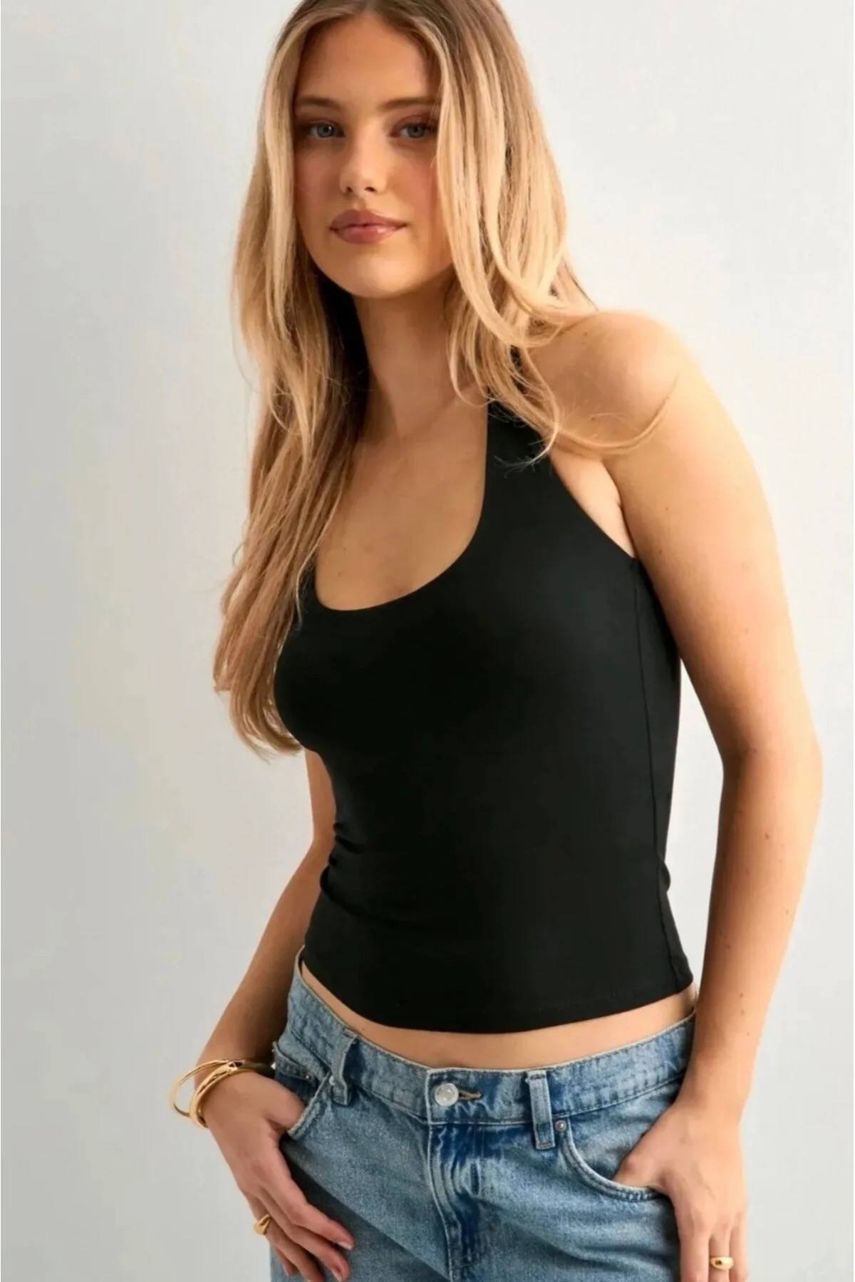 Classic Halter Tank Top - Black