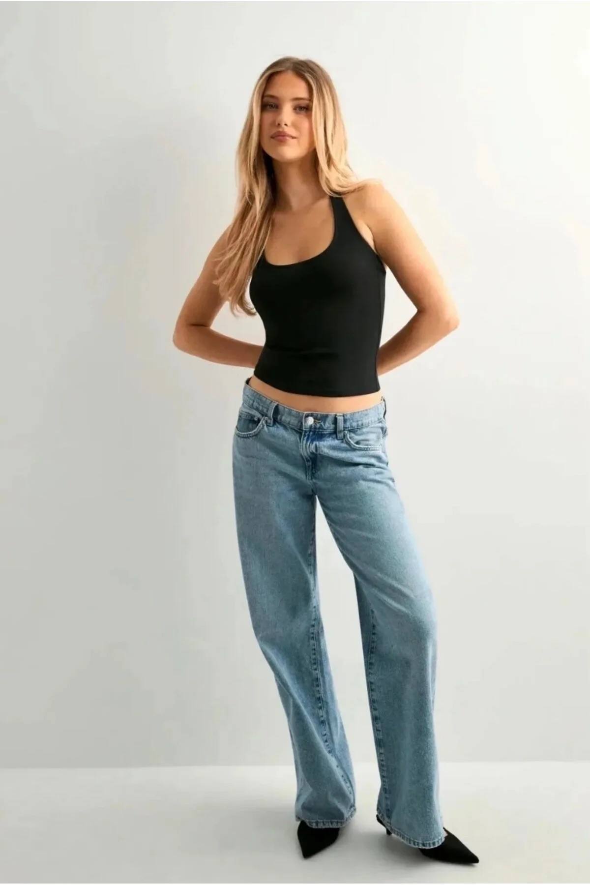 Classic Halter Tank Top - Black